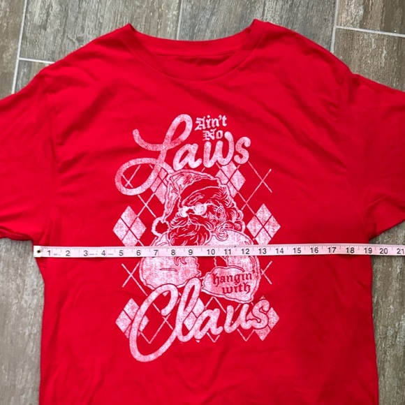 Ain’t no Laws Red Graphic T-Shirt - Picture 4 of 5